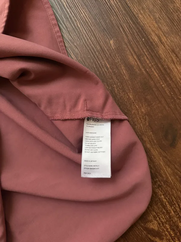 FIGS Women’s Mauve Pink Rafaela Oversized Scrub Top - Size S Nursecore Hospital - Image 4