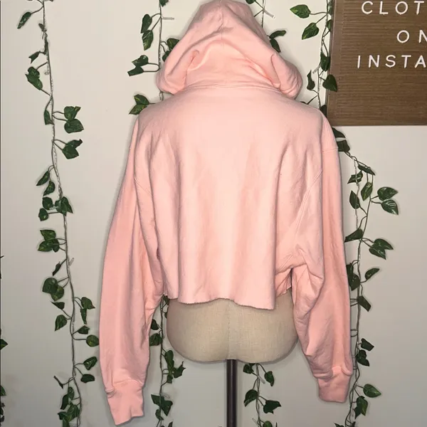 Champion Pink Cropped Hoodie - Image 5
