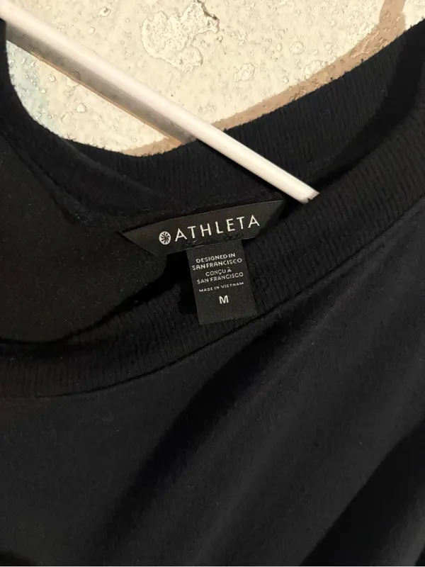 Athleta V-Neck Long Sleeve Tee | Size: Medium - Image 4