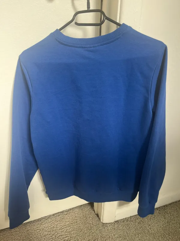 blue sweatshirt - Image 2