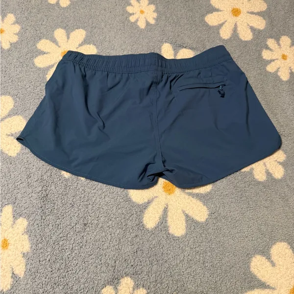 Patagonia Women's Athletic Blue Shorts - Image 2