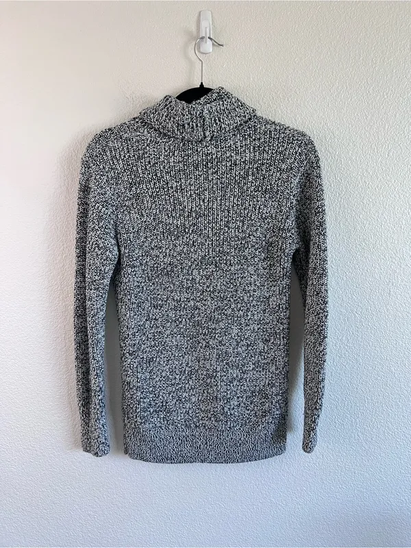 Abercrombie and Fitch Women's Long Sleeve Turtleneck Black Marled Sweater Jumper - Image 5