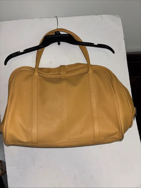 Estee Lauder Vintage Mustard Yellow Travel Bag Faux Leather..Overnight/Cosmetics - Image 3