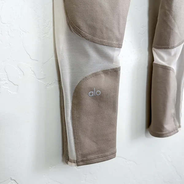 ALO Yoga‎ | High Waisted Coast Yoga Capris Leggings in Gravel Tan - Image 5
