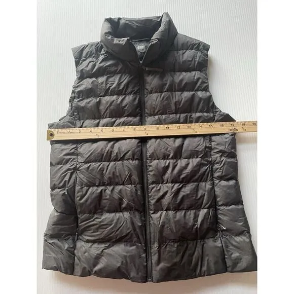 Uniqlo Ultra Light‎ Down Vest Women Small Black Hike Outdoor Puffer - Image 3