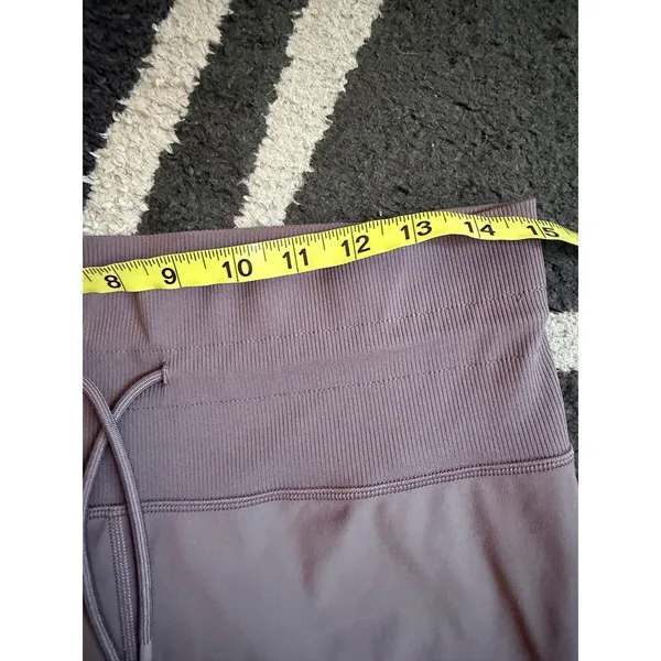 Vuori high rise daily joggers mauve size large - Image 3