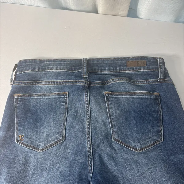 Kut‎ from the Kloth Baby Bootcut Jeans Women's Size 10 Short Medium Wash - Image 8