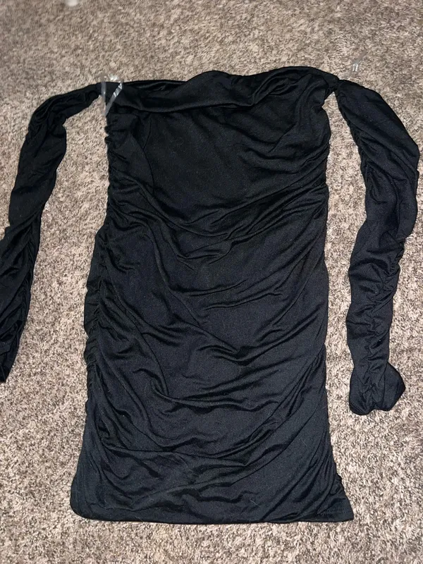 Black off the shoulder mini dress - Image 2