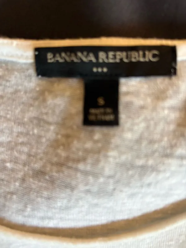 Banana republic size small white sleeveless top - Image 6