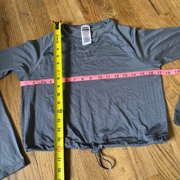 Gymshark Breeze Lightweight Seamless Long Sleeve Crop Top‎ Grey XS - Image 7