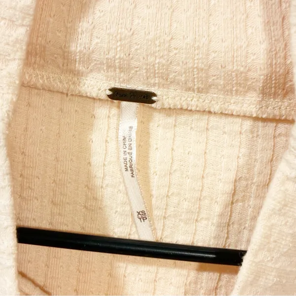 Free‎ People Mixed Up Sweater Cuff Thermal Top Peach Size XS - Image 4
