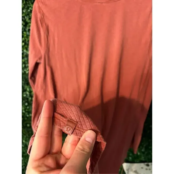 Lululemon Dare to Drape Long Sleeve Top Size 6 Flowy Hi Low Hem Rustic Clay - Image 3