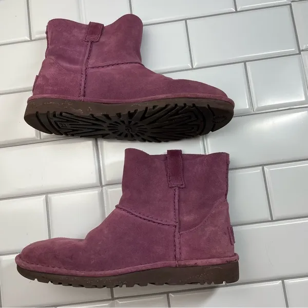 UGG Unlined Classic Mini PURPLE Treadlite BOOTS‎ - Image 2