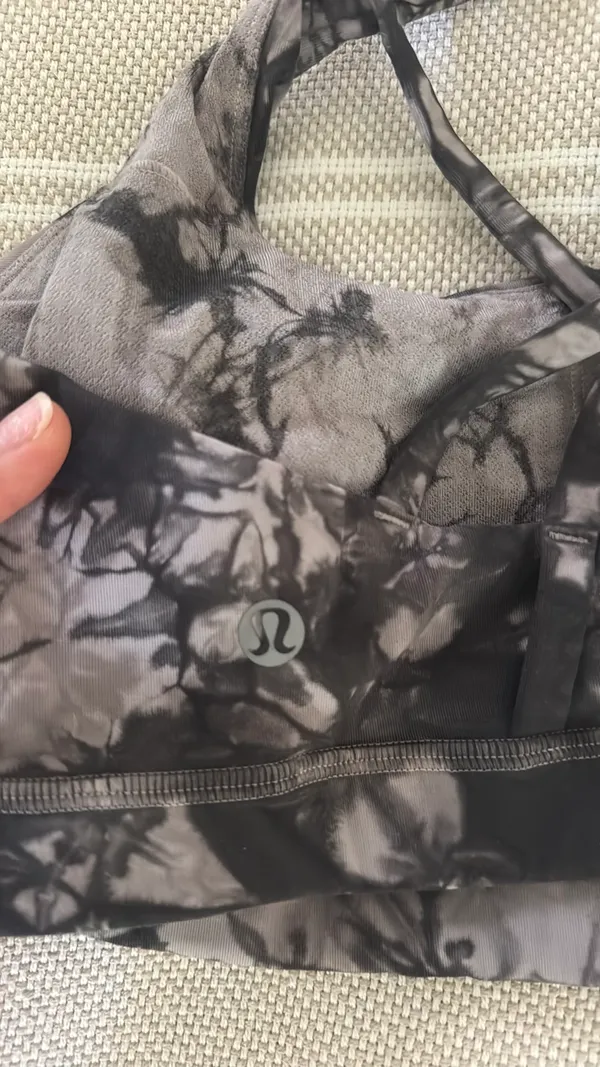 Lululemon sports bra  - Image 5