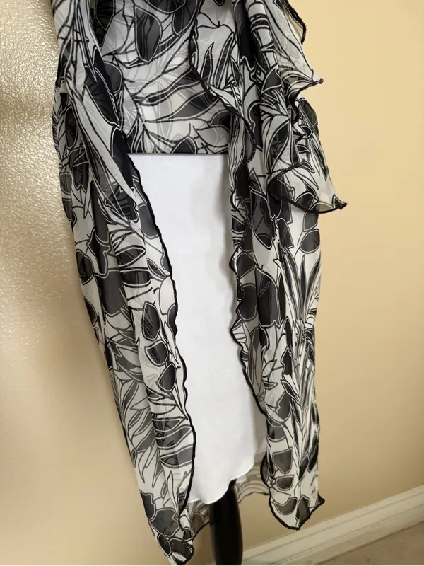 B. Smart Vintage Y2K Floral Midi Dress Size 4 Asymmetrical Ruffle Black White - Image 4