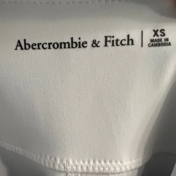 Abercrombie and Fitch Traveler’s Dress - Image 3