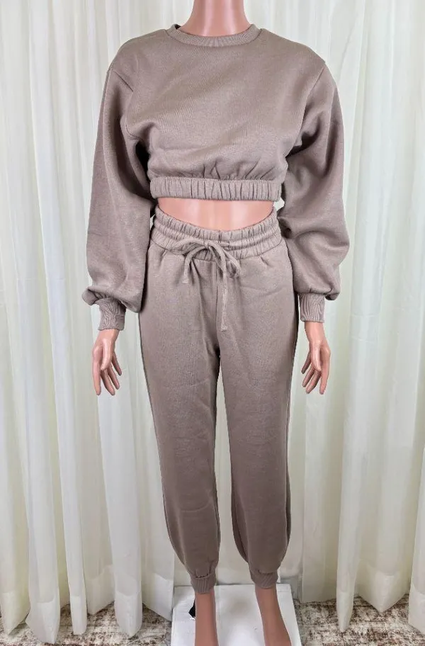 Zenana 2 Pcs Crop Sweatshirt Tracksuit Jogger Pants Set Outfit Active Loungewear Beige Size L - Image 2