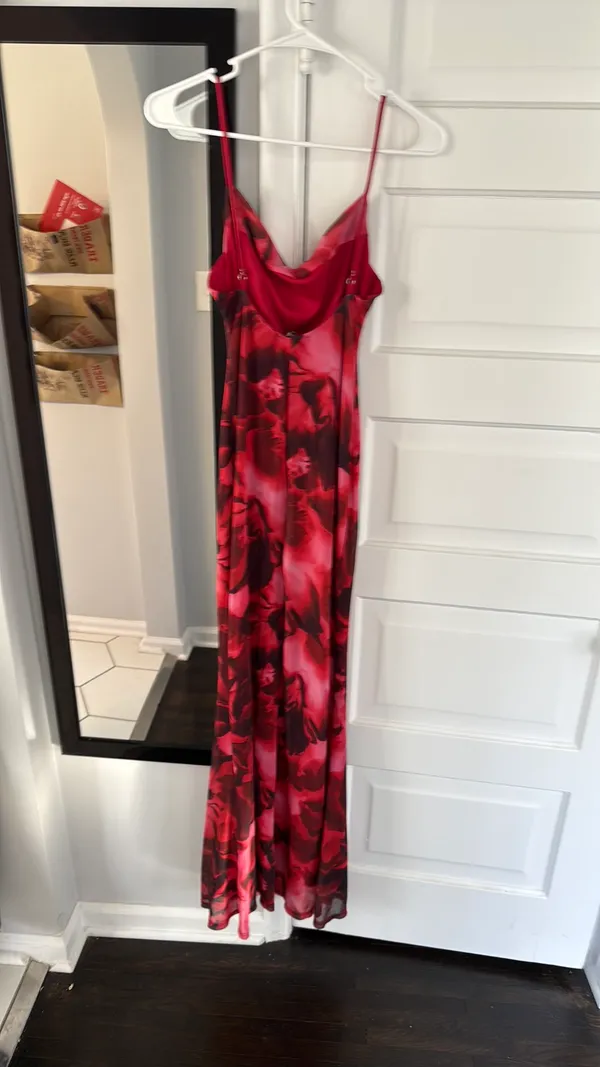 Windsor Dress Formal Long Red Floral - Image 2