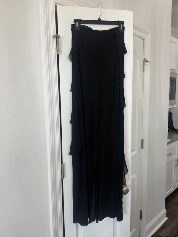 FASHION Elegant Black Ruffle Maxi Dress - Image 2