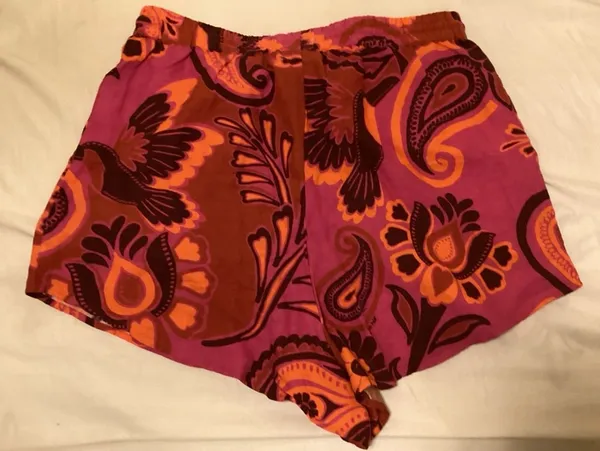 FARM Rio Pink Bold Floral Linen Blend Shorts Size L - Image 2