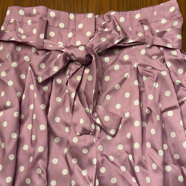 ZARA Lilac & White Polka‎ Dot High Waisted Flowy Satin Belted Paperbag Shorts XS - Image 9