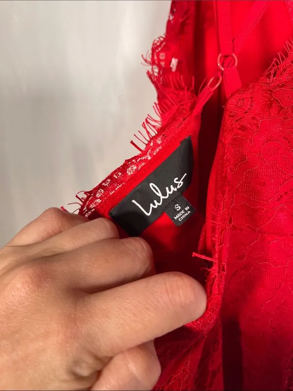 Lulus Womens Red Lace Midi Dress Small - Image 3