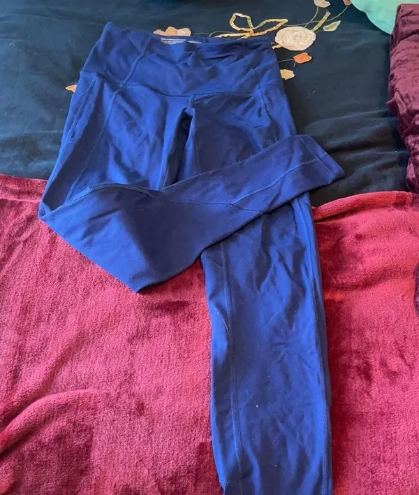 PINK - Victoria's Secret Navy blue leggings with pockets - Image 2