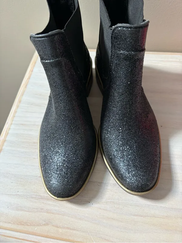 Kate Spade New York Women's Sedgewick Glitter Booties Size 8/9 - Image 7
