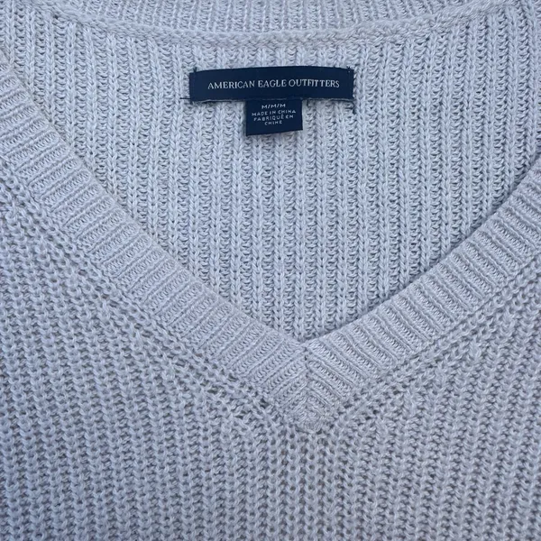 american eagle cream knit v-neck sweater - Image 7