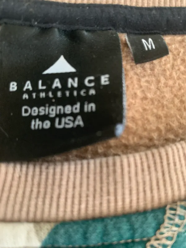 Athleta Balance Athletica Camo Cropped Sweatshirt - Image 4