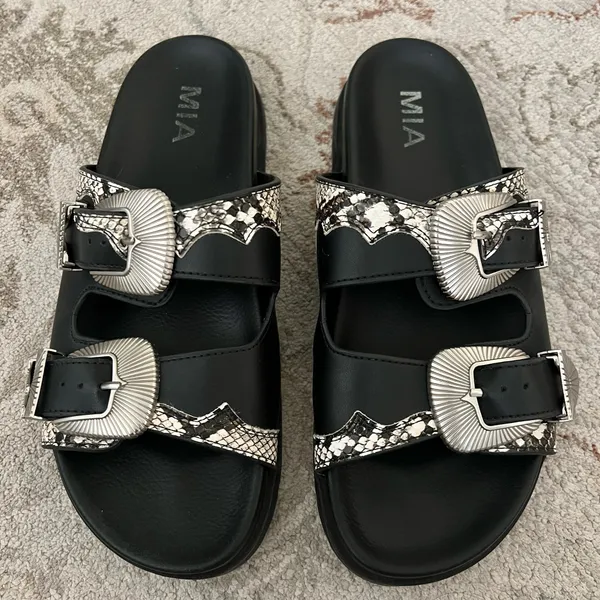 Double Strap Western Sandals - Image 3