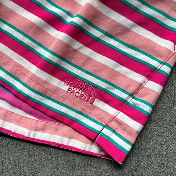 The North Face Class V Mini Striped Active Shorts Medium - Image 5