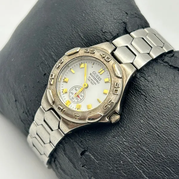 Vintage Guess Waterpro 50M Ladies Watch Silver Tone Hex Link Bracelet White Dial - Image 3