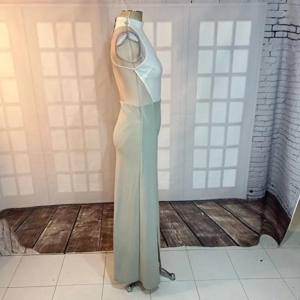 Blithe NWT White Green Open Back Sleeveless Cutout Halter Maxi Dress Small - Image 5