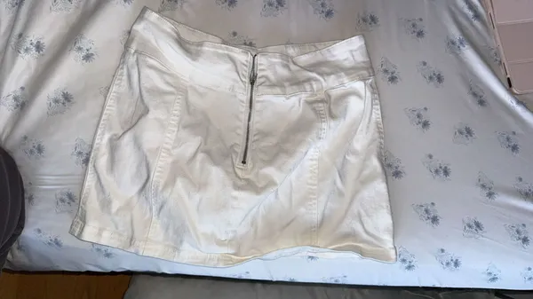 White Denim Skirt Size M - Image 2