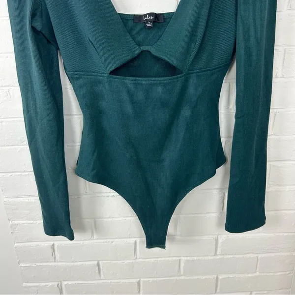 Lulus Green Ribbed Long Sleeve Cut Out Bodysuit Size L - Image 3