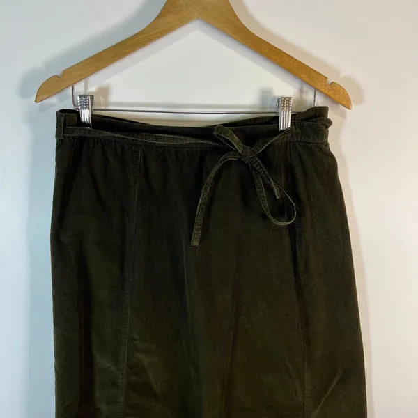 Vintage Orvis Olive Green Corduroy Wrap Midi Skirt Womens 14 Cotton Made‎ in USA - Image 3
