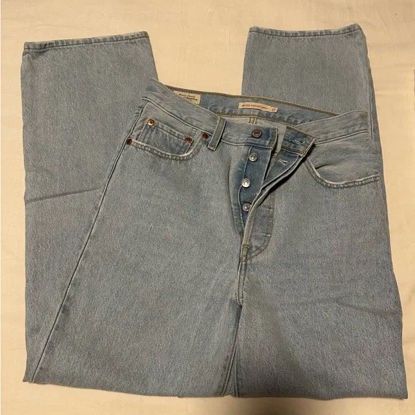 Levi’s Jeans Light Wash Ribcage Ankle Straight - Image 5