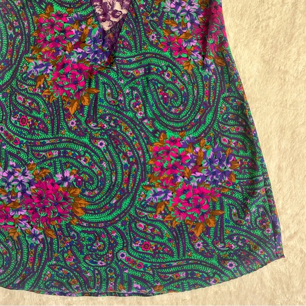 Victoria’s Secret Gold Label Paisley Floral Lace Slip Dress Size Medium - Image 4