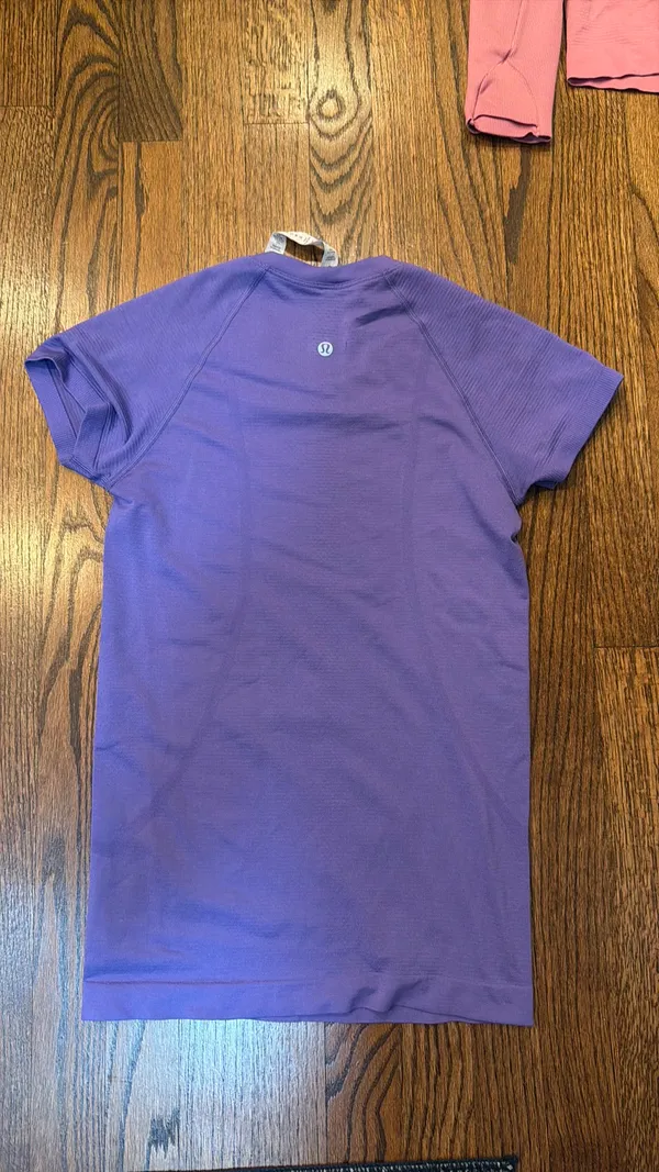 Lululemon Swiftly Tech Short Sleeve - Image 2