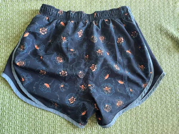 Nike Shorts Dri-Fit Running Women’s - Image 3