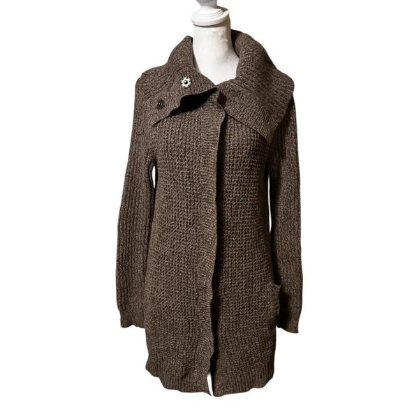 Old Navy Women’s Brown Button-Up Cardigan With Side Pockets Sz M - Image 2