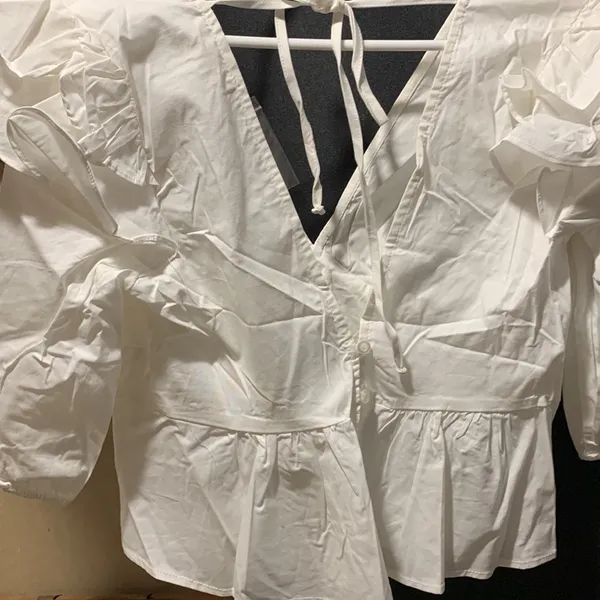 Chocolate USA, white shirt, deep V in the back with a tie NWT - Image 2