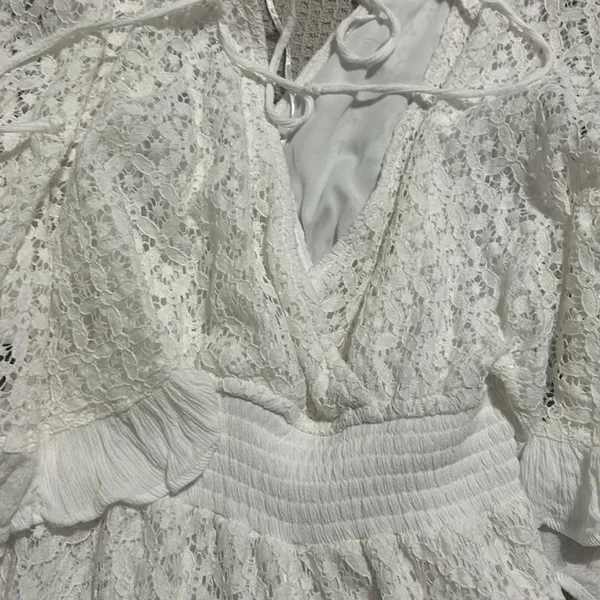 Japer white romper/dress size small - Image 9