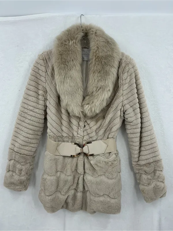 Patrizia Luca Cream Faux Fur Shawl-Collar Belted Jacket 883 - Image 2