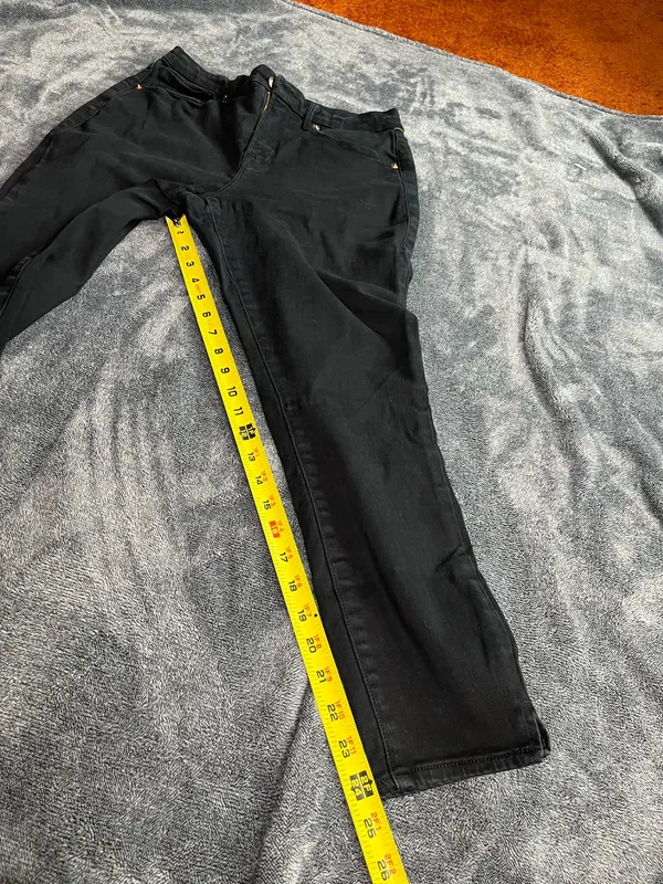 Good American Women’s Black Skinny Jeans High Rise Stretch Size 12/31 - Image 4