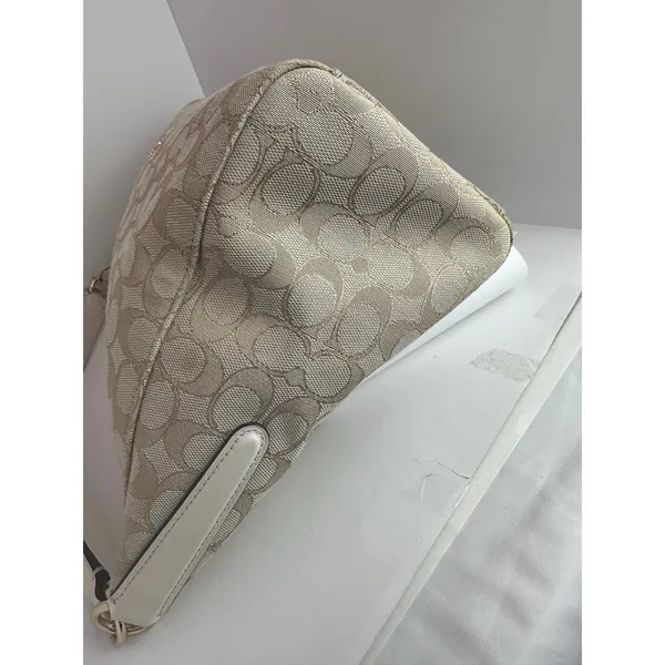 Coach Celeste Signature Jacquard Hobo Bag Light Khaki White Like New - Image 12