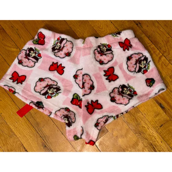 Strawberry Shortcake Fleece Sleep Shorts | Women’s Size Medium | Cozy Pink Short - Image 4