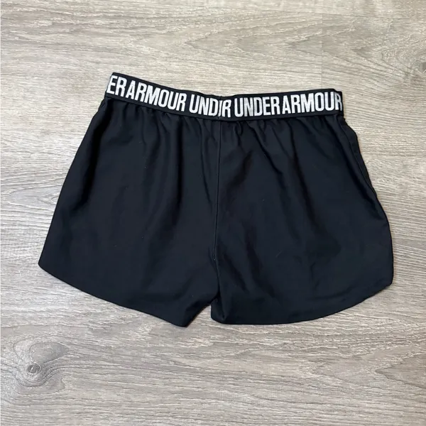 •UNDER ARMOUR•  SHORTS - Image 5