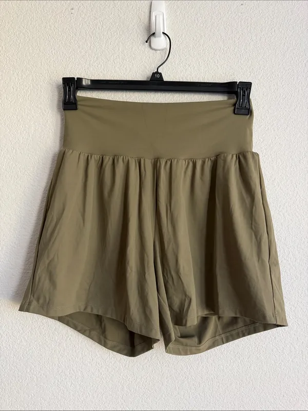 Halara SoftlyZero Airy Super High Waisted Instant-Cool Shorts w/Pockets, Size L - Image 6